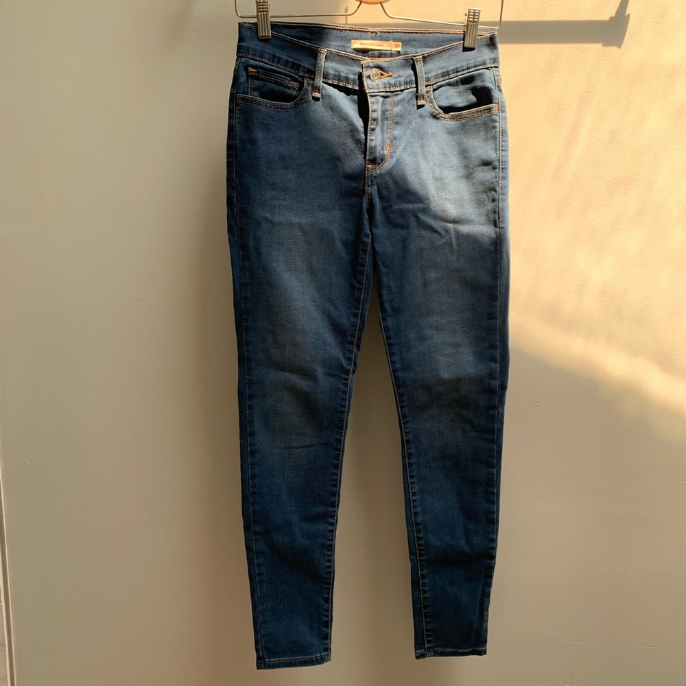 Levi’s 710 S40197 light wash jeans W28 L30